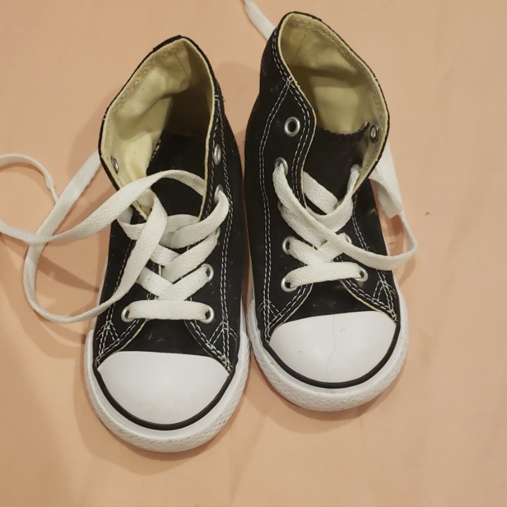 Black Converse